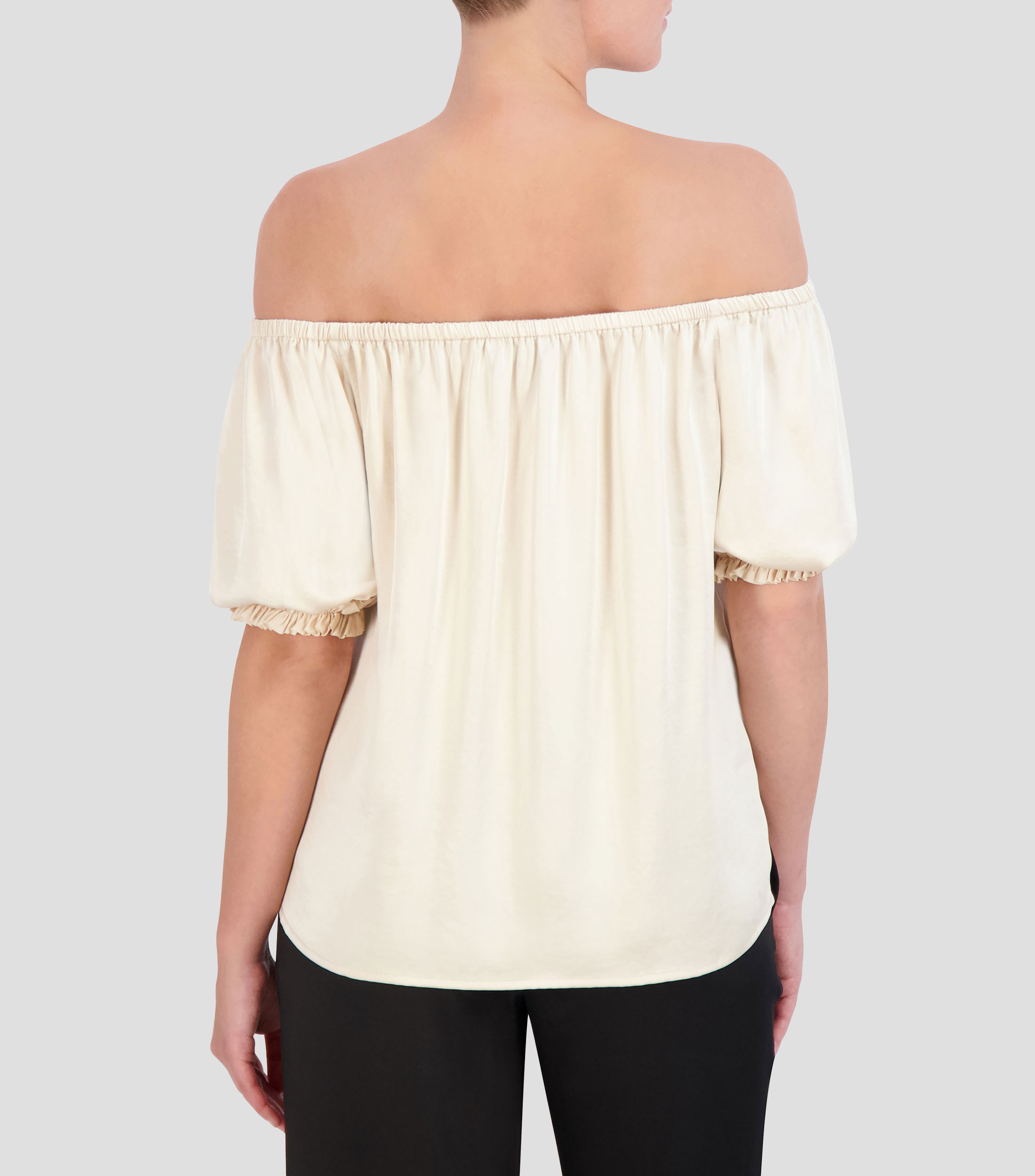 Blusa con manga corta Mujer